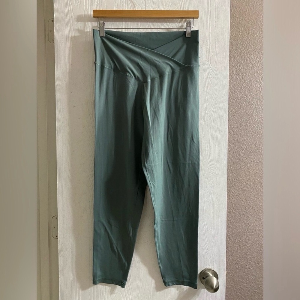 Aerie Offline Green Real Me Leggings 7/8 ~ Women’s XL